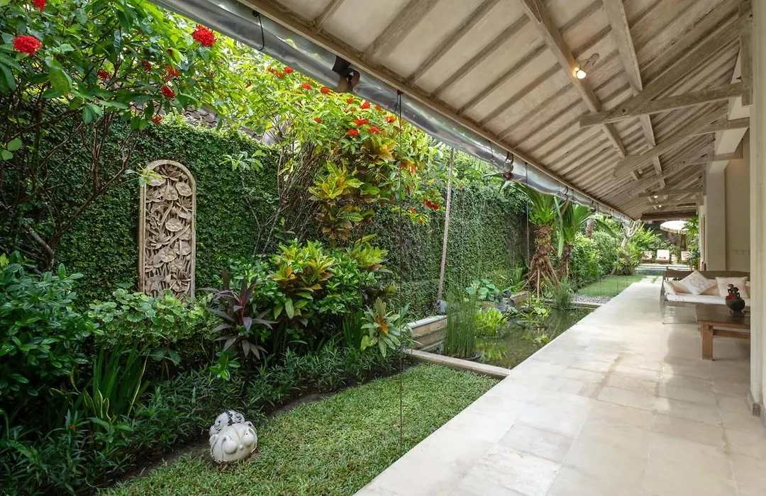 Villa Gembira By Villa Finder-1